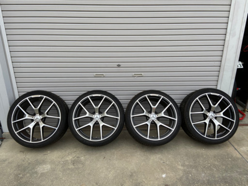 メルセデスベンツ　社外20インチホイール