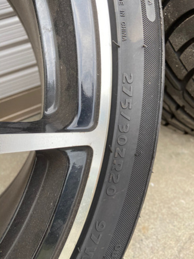 メルセデスベンツ　社外20インチホイール