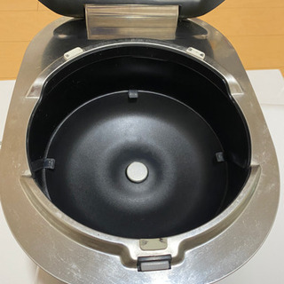 炊飯ジャー　炊飯器の画像