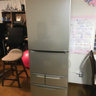 TOSHIBA 冷蔵庫大容量 427L