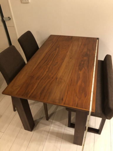 ダイニングテーブル　椅子　ベンチ