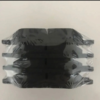 18クラウンブレーキパッド