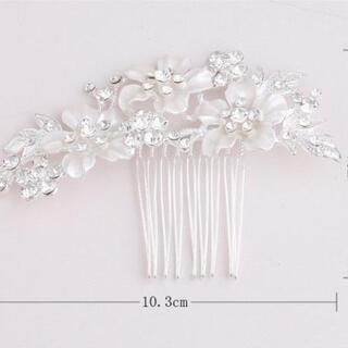 髪飾り　ピン　花　ウェディング　結婚式　誕生日　ヘアアクセサリー　普段使いでもの画像