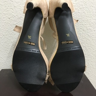 ピンヒールサンダル ベージュ25cmの画像