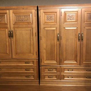 大型家具　木彫りタンス　工芸品　タンス　洋服収納