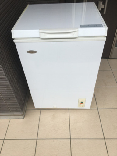 ハイアール　電気冷凍庫　103リットル　2010年製