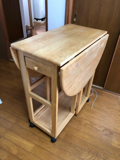 キッチンラック　テーブルにもなる　台所