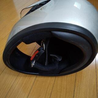 フルフェイスのヘルメット(他品購入のおまけ)の画像