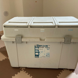 決まりました！屋外用ゴミ箱