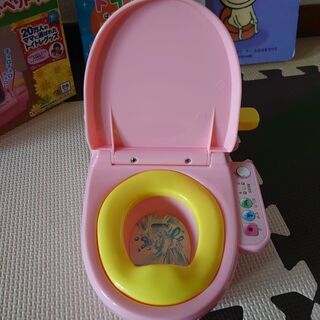 トイレトレーニングセット（おまる・おもちゃ・絵本）の画像
