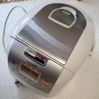 5.5合炊き ジャー 炊飯器 東芝 2015年製 RC-10MSD