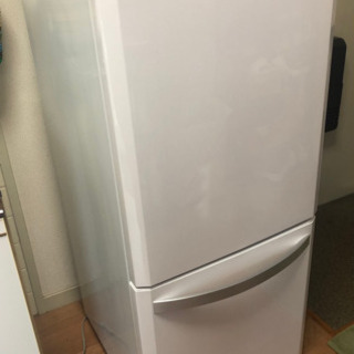 値下げ！！Haier ハイヤー 冷凍冷蔵庫 JR-NF140H ホワイト 2015年製の画像