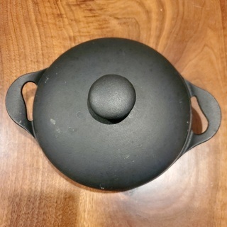 岩鋳　CUROCO  キャセロール　20cm  定価11,000円