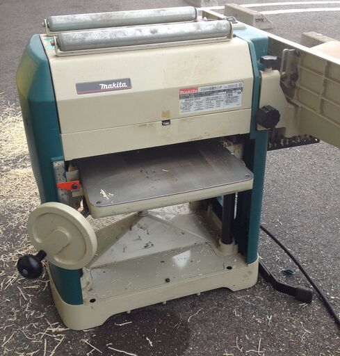 【エコツール岡崎店 新決済機能 あんしん決済に対応】Makita/マキタ 自動カンナ 替刃式 312mm 2031S【愛知県/岡崎市/工具】