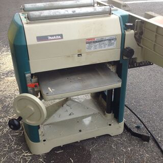 【エコツール岡崎店 新決済機能 あんしん決済に対応】Makita/マキタ 自動カンナ 替刃式 312mm 2031S【愛知県/岡崎市/工具】