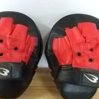 BODYMAKER ボディメーカー パンチングミット 中古の画像