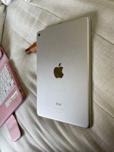 iPad mini4 64G シルバー　本体のみ