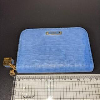 美品！「FENDI」折りたたみ財布　二つ折り　カード入れ　7