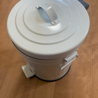 ゴミ箱　引き取り　0¥ 早期希望　本日限定　ルペールソフトクローズ 3L(アイボリー)の画像