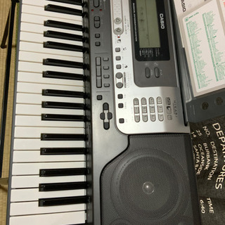 付属品完備！CASIO キーボードの画像