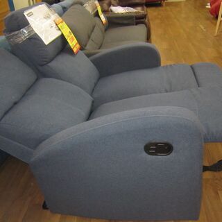 R093 国産関家具 手動リクライニング2Pソファ布製、幅130cm 美品