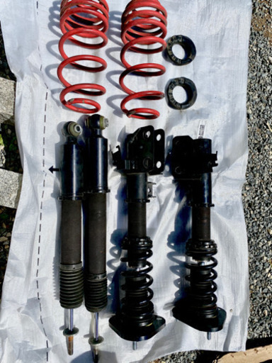 H決まりました。24年式　30プリウス　車高調　ローダウンサス　ノーマルショックなど