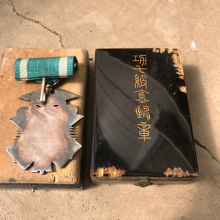 勲章 4点おまとめ 大日本帝国！功7級金鵄勲章 / 勲八等白色桐葉章 ★ 箱付の画像