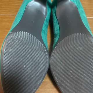 パンプス　グリーン　Mサイズ