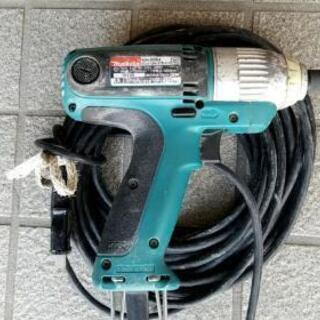 マキタ　インパクトドライバー