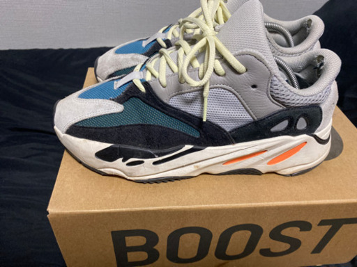 スニーカー YEEZY BOOST700