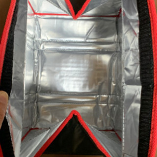 デリバリーやキャンプなどに 保温保冷バッグ2個セット売ります！