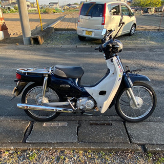 AA04 スーパーカブ50 タイヤ前後新品 一発始動 セルキック併設 4速の画像
