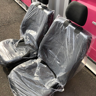 早い者勝ち！限定値下げ！】ハイエース6型 新車外し 運転席.助手席2脚
