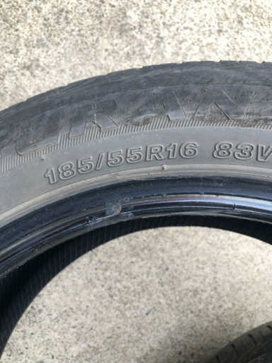 車のパーツ 185/55R16