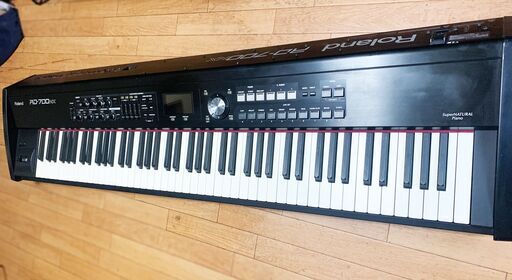 Roland デジタルピアノ 88鍵 RD-700NX 【引取限定】