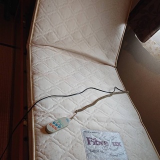 fibrelux　可動式ベッド　介護の画像