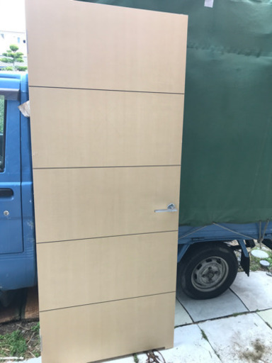 室内開きドア