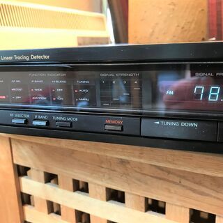 ONKYO インテグラ　T-445XX チューナーです。