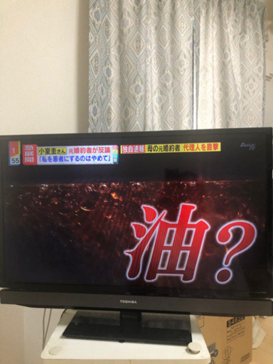 テレビ　TOSHIBA