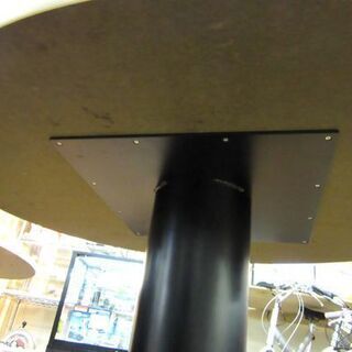 オーバルテーブル 楕円 幅130×奥100×高70cm ホワイト 白 家具 飲食 店舗用 什器 食卓まとめ買い対応します！ 札幌 厚別店の画像