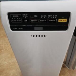 日用品　2018年製　アイリスオーヤマ　加湿空気清浄機　RHF-...