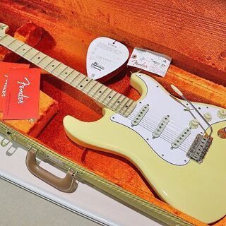 【苫小牧バナナ】極美品 Fender USA YNGWIE MA...