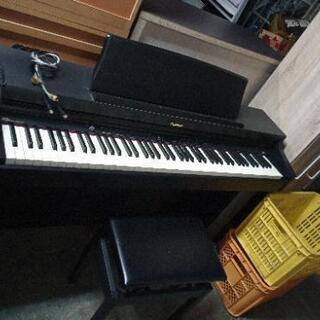Roland電子ピアノの画像