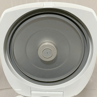 美品】TIGER/タイガー IH炊飯器 5.5合炊き JKD-V100を、直接引き取りに来て頂ける方に、2,000円でお譲りいたします。の画像