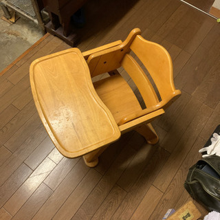 （受け渡し者決定しました）幼児用イス　数日中に処分します　早い者勝ち