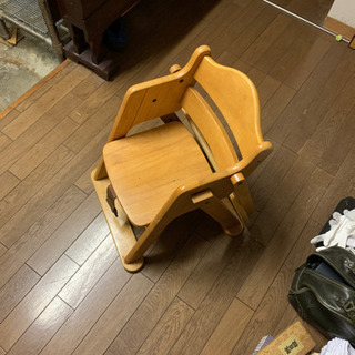 （受け渡し者決定しました）幼児用イス　数日中に処分します　早い者勝ちの画像