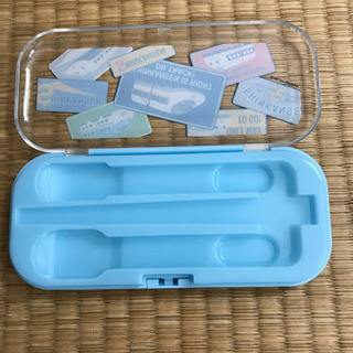 新幹線フォークとスプーンと箸の箱の画像
