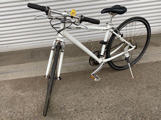 整備済　700x28c GIANT ESCAPE R3 エスケープ 　クロスバイク　24速 XSサイズ