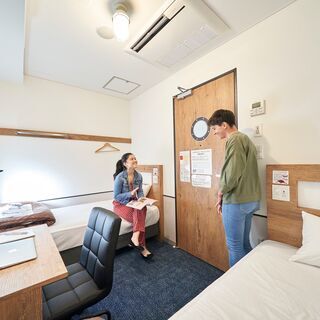 定額住み放題！二段ベッド 個室【シェアハウス/セカンドハウス/マンスリーユースでお探しの方に！Free Wi-Fi完備】 博多駅2駅・中洲川端駅から徒歩3分 - 福岡市