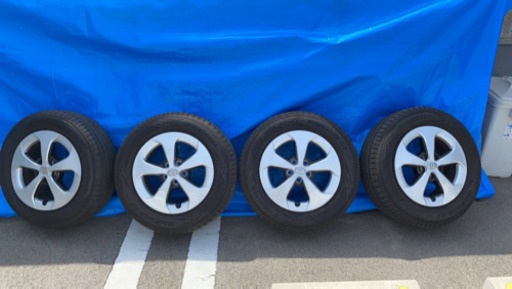 30プリウス後期純正ホイール！タイヤ！溝有り！